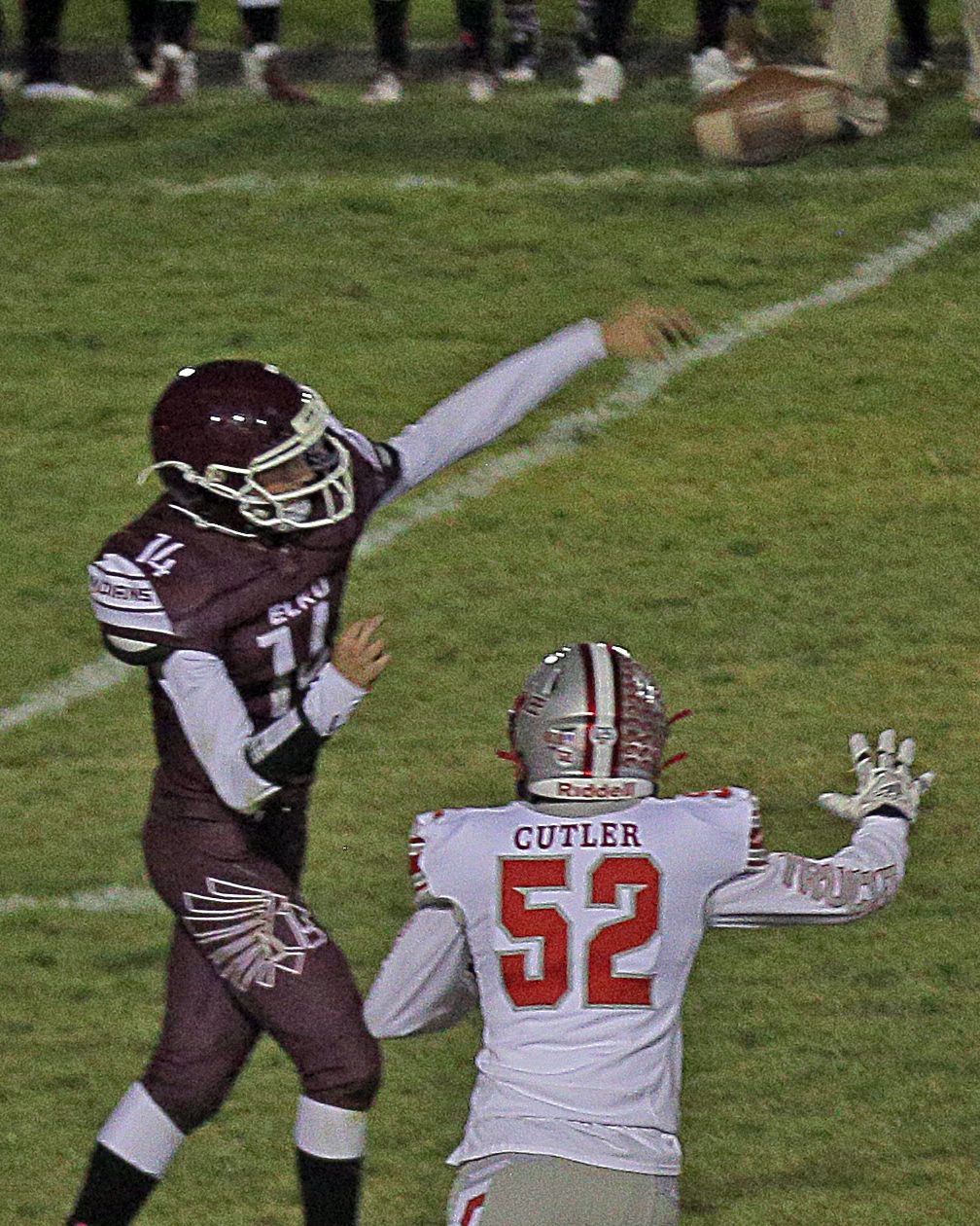 Truckee at Elko Football 08.jpg